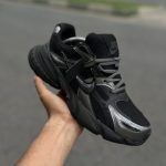 کتانی نایکی وومرو ۵ (Nike Vomero 5) ترکیب رنگ مشکی و طوسی|سایز41_44