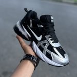کتانی نایکی V2K Run مدل اسپرت ترکیب رنگ مشکی و نقره‌ای|سایز41_44 - Image 2