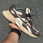 کتانی نایکی وومرو ۵ (Nike Vomero 5) رنگ نسکافه|سایز ۴۱_۴۴