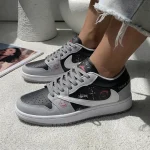 کتونی نایک ایر جردن 1 ترویس اسکات طوسی مشکی | Nike Air Jordan 1 Low Travis Scott | 38-41 خرید کفش مردانه - Image 3