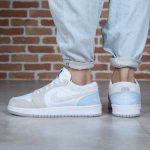 کتونی مردانه ایر جردن ۱ (Air Jordan 1) – آبی، سفید و بژ (کد HP)|سایز41_44 - Image 4