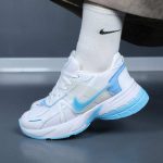 کتونی اسپرت زنانه نایک (Nike) V2K – سفید و آبی|سایز37_40 - Image 3